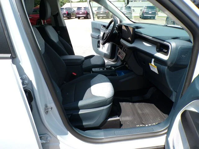 2025 Ford Maverick XLT - Photo 26
