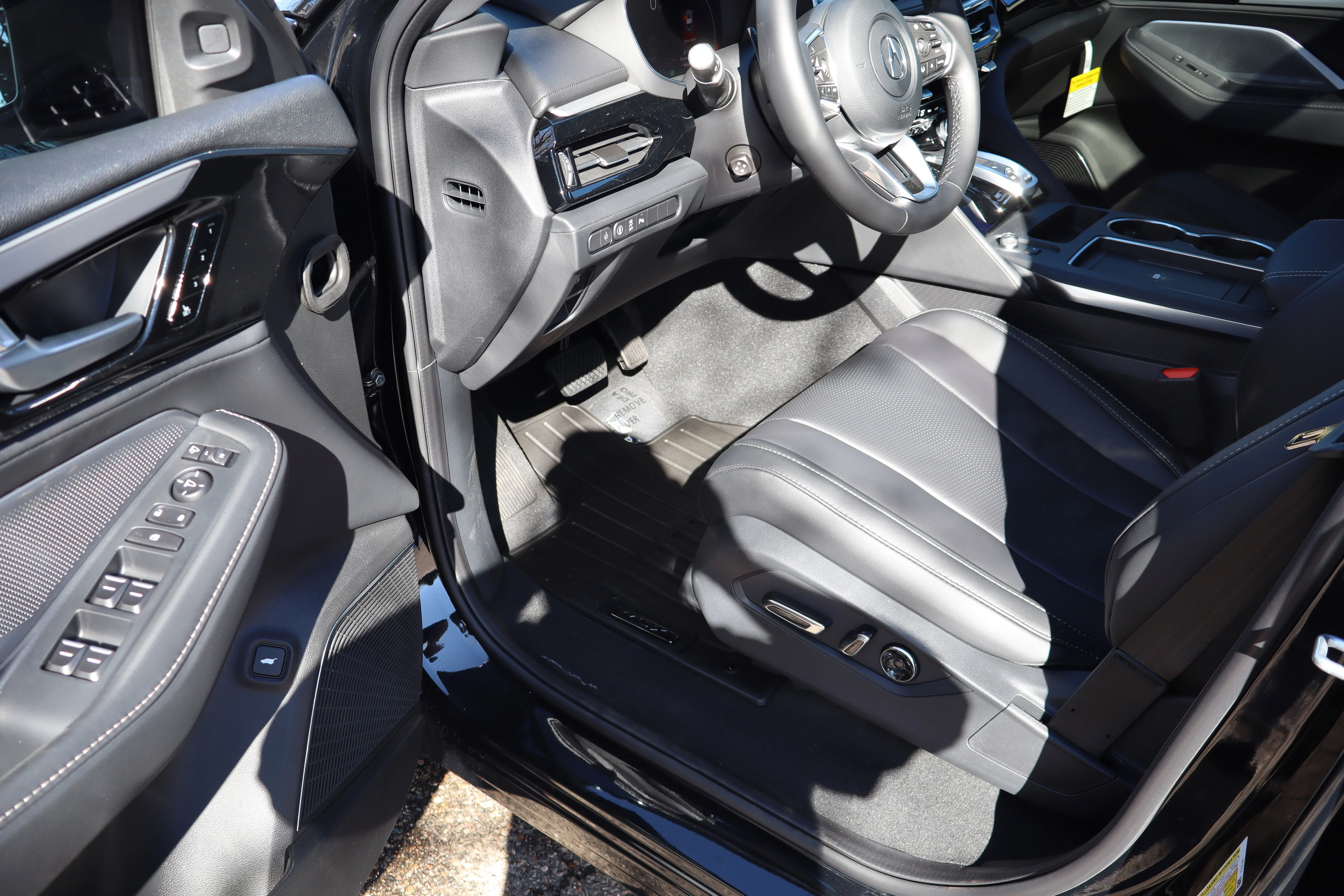 New 2026 Majestic Black Pearl Acura w/Technology Package image 22