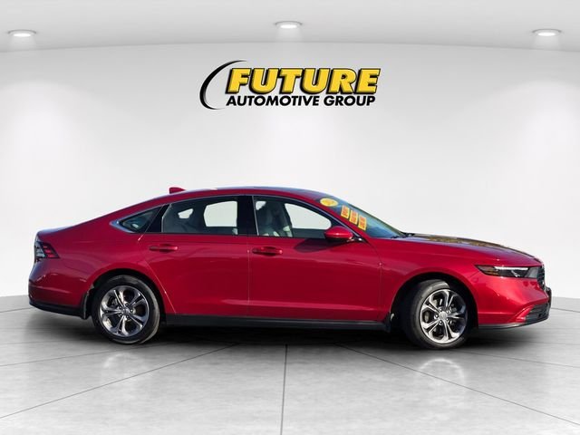 Used 2024 Red Honda EX image 3
