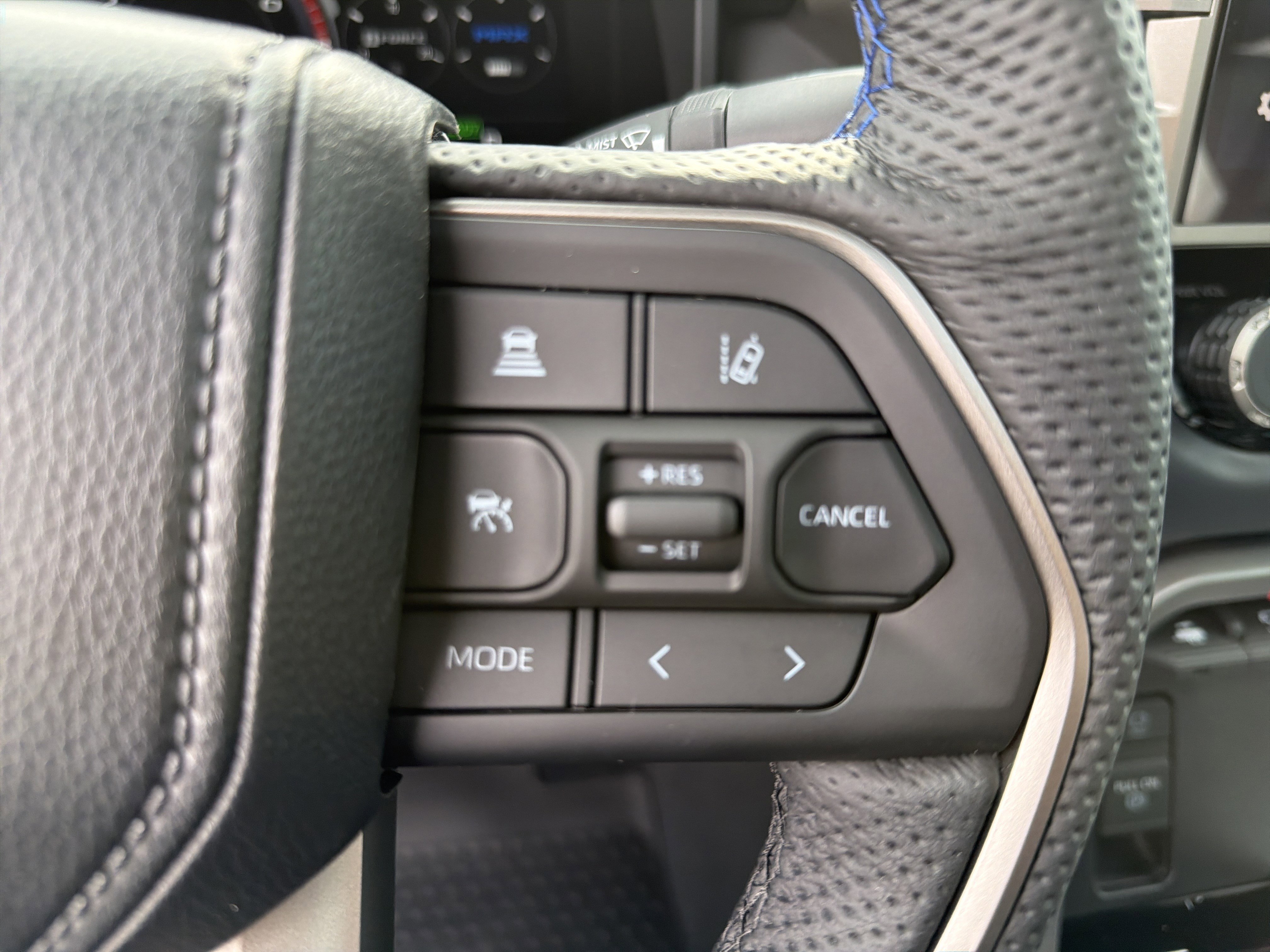 2026 Toyota Tundra Platinum - Photo 16