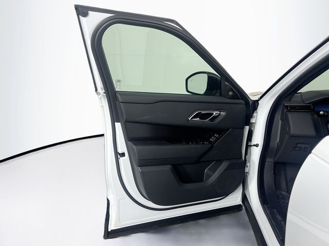 Certified Used 2026 Fuji White Land Rover Dynamic SE image 12
