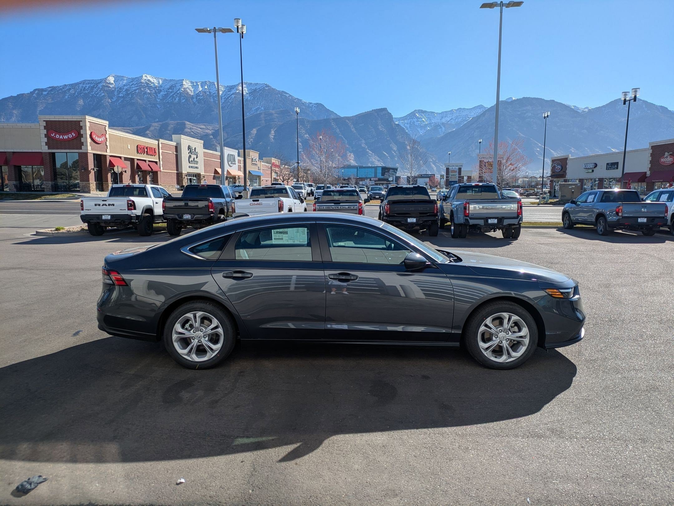 New 2026 Meteorite Gray Metallic Honda LX image 2