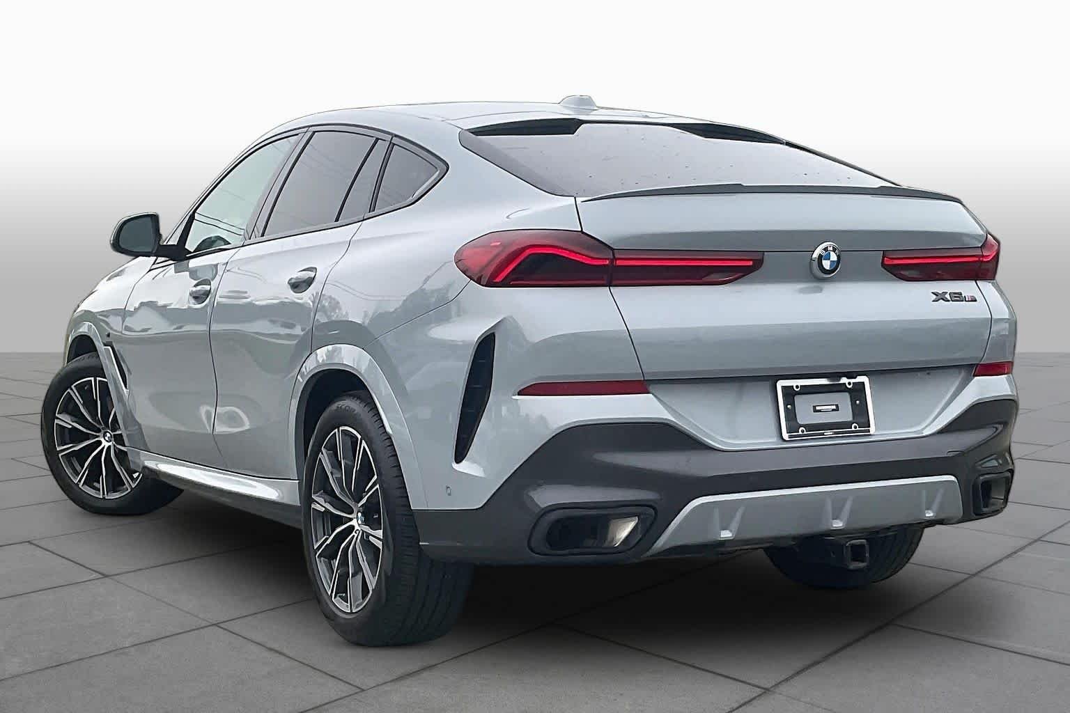 Used 2024 Brooklyn Grey Metallic BMW xDrive40i image 11