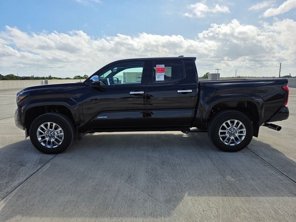 2026 Toyota Tacoma Limited - Photo 8
