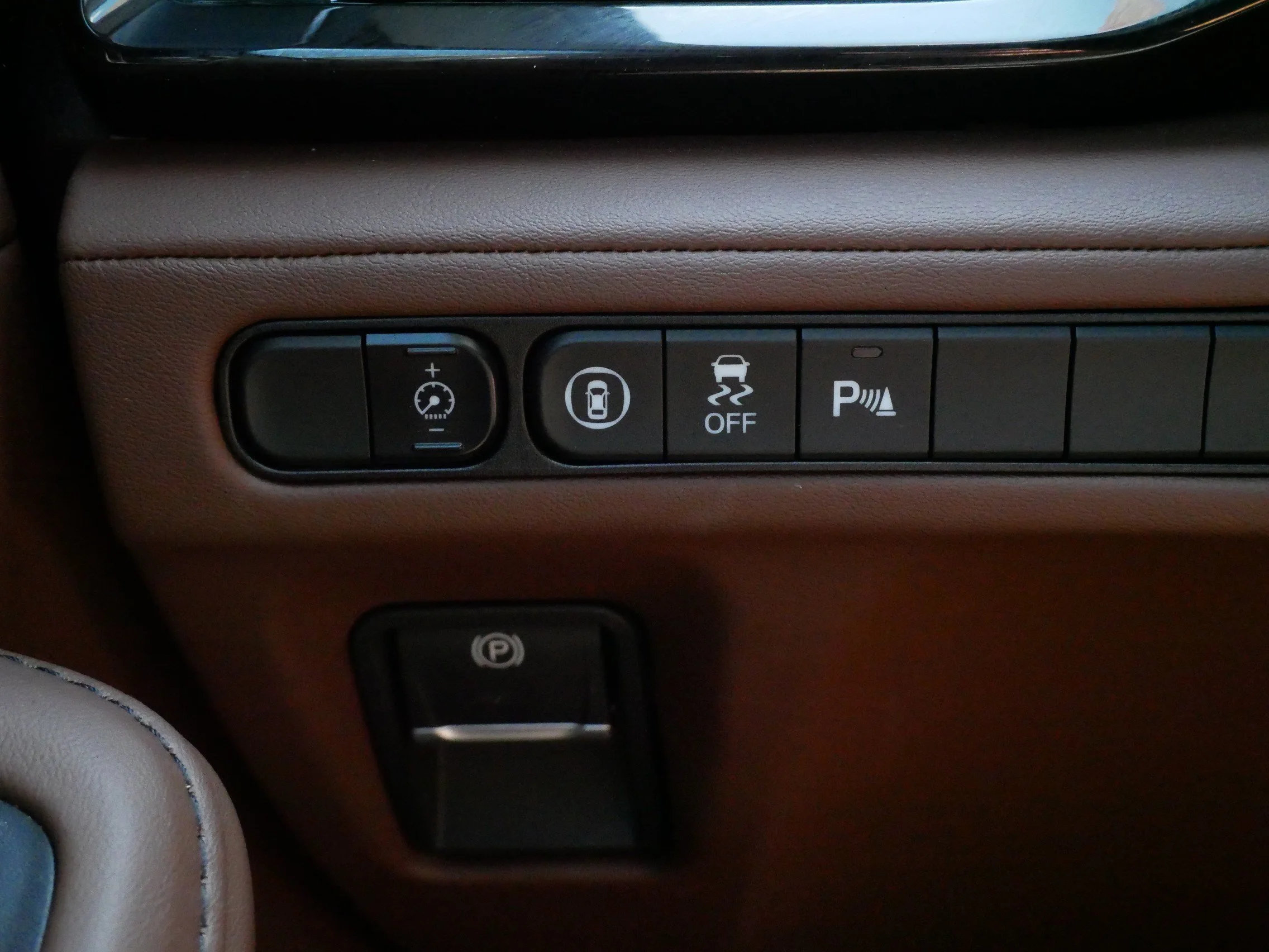 Used 2023 Liquid Carbon Metallic Acura w/Technology Package image 28