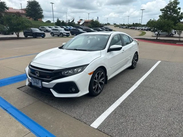 Used 2017  Honda Si image 3