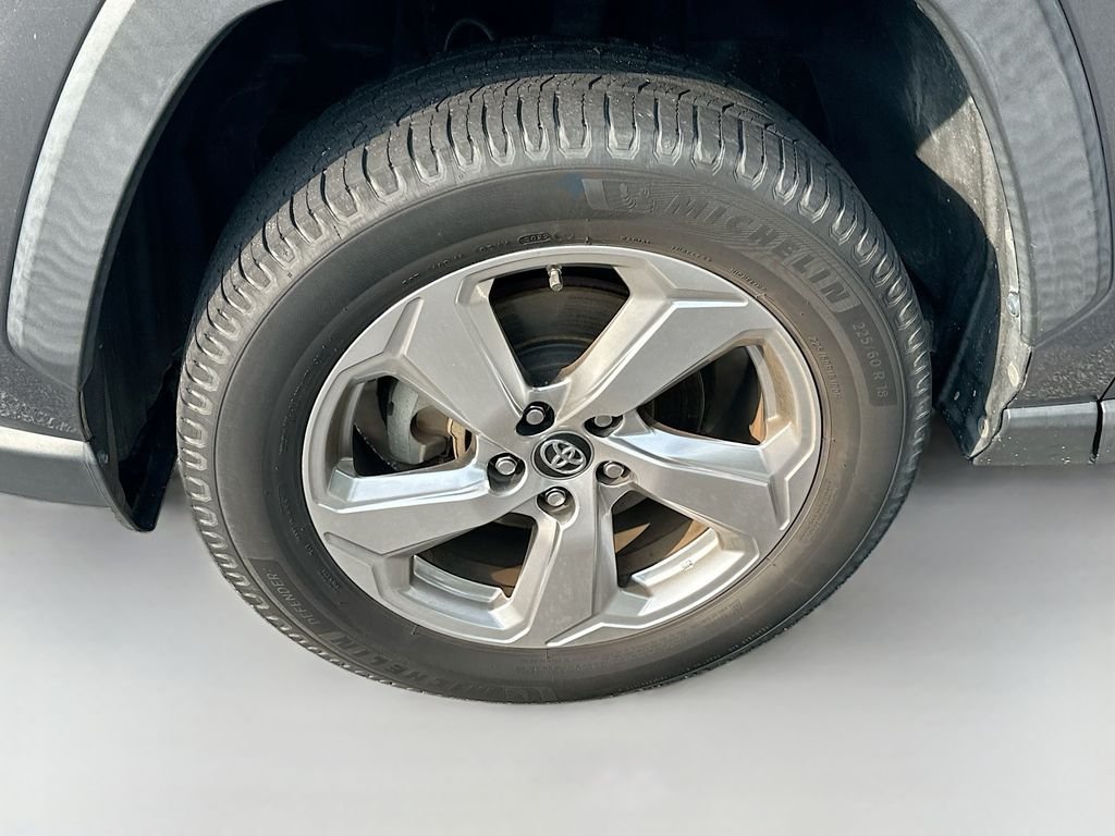 Used 2019 Gray Toyota Limited image 31