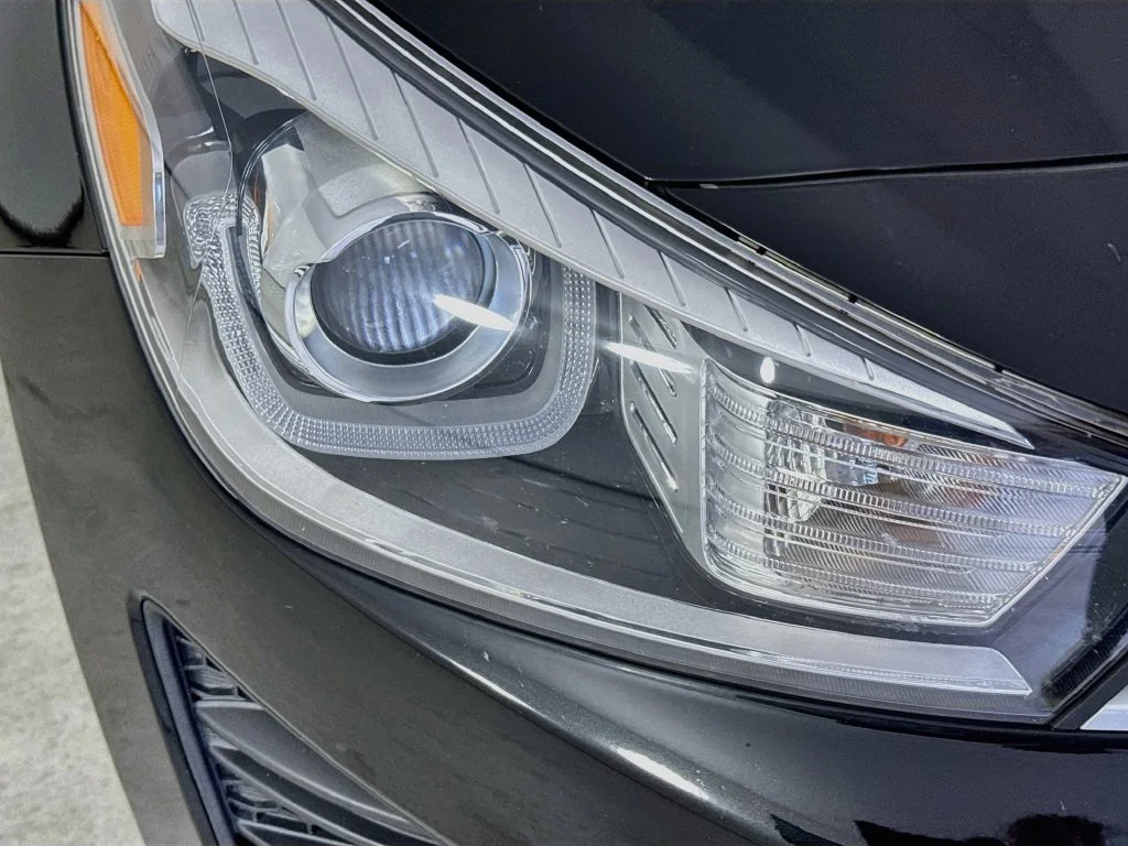 Used 2022 Black Kia S image 35