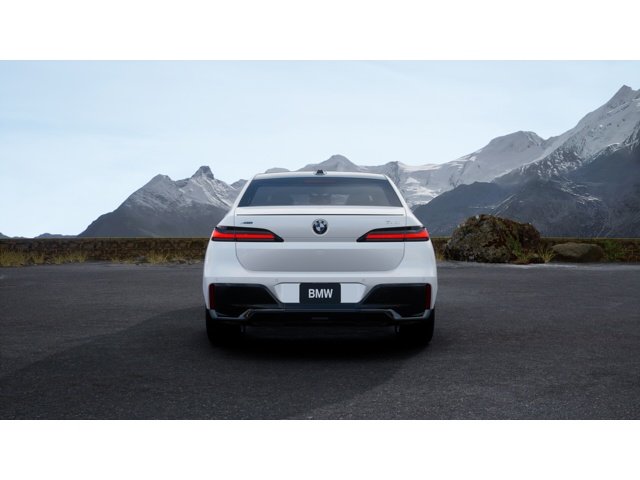 New 2026 Mineral White Metallic BMW 740i xDrive image 5