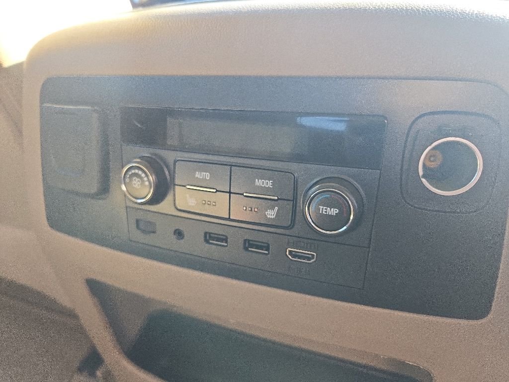 Used 2018 Gray Chevrolet Premier image 87