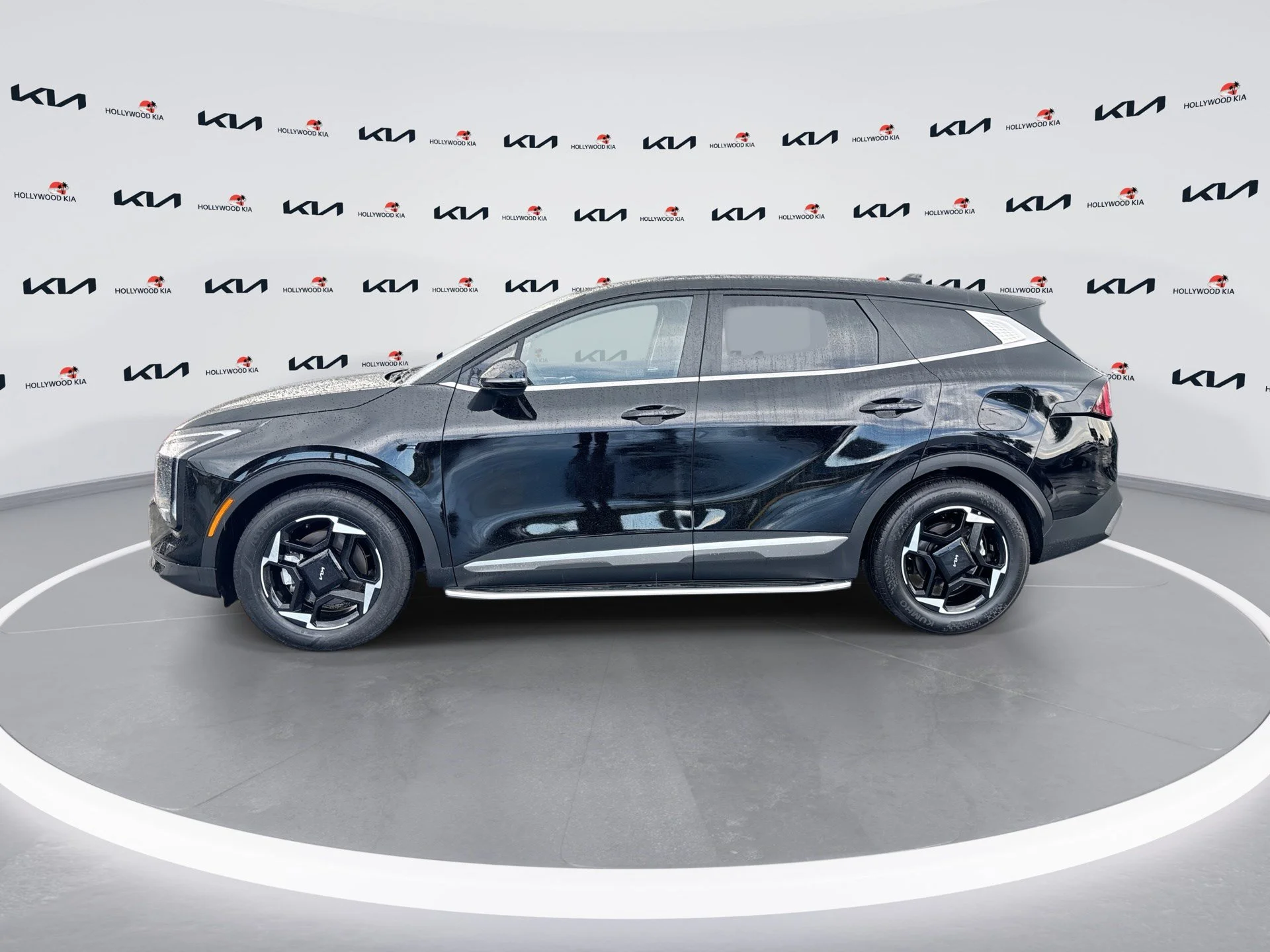 Used 2026 Ebony Black Kia EX image 5