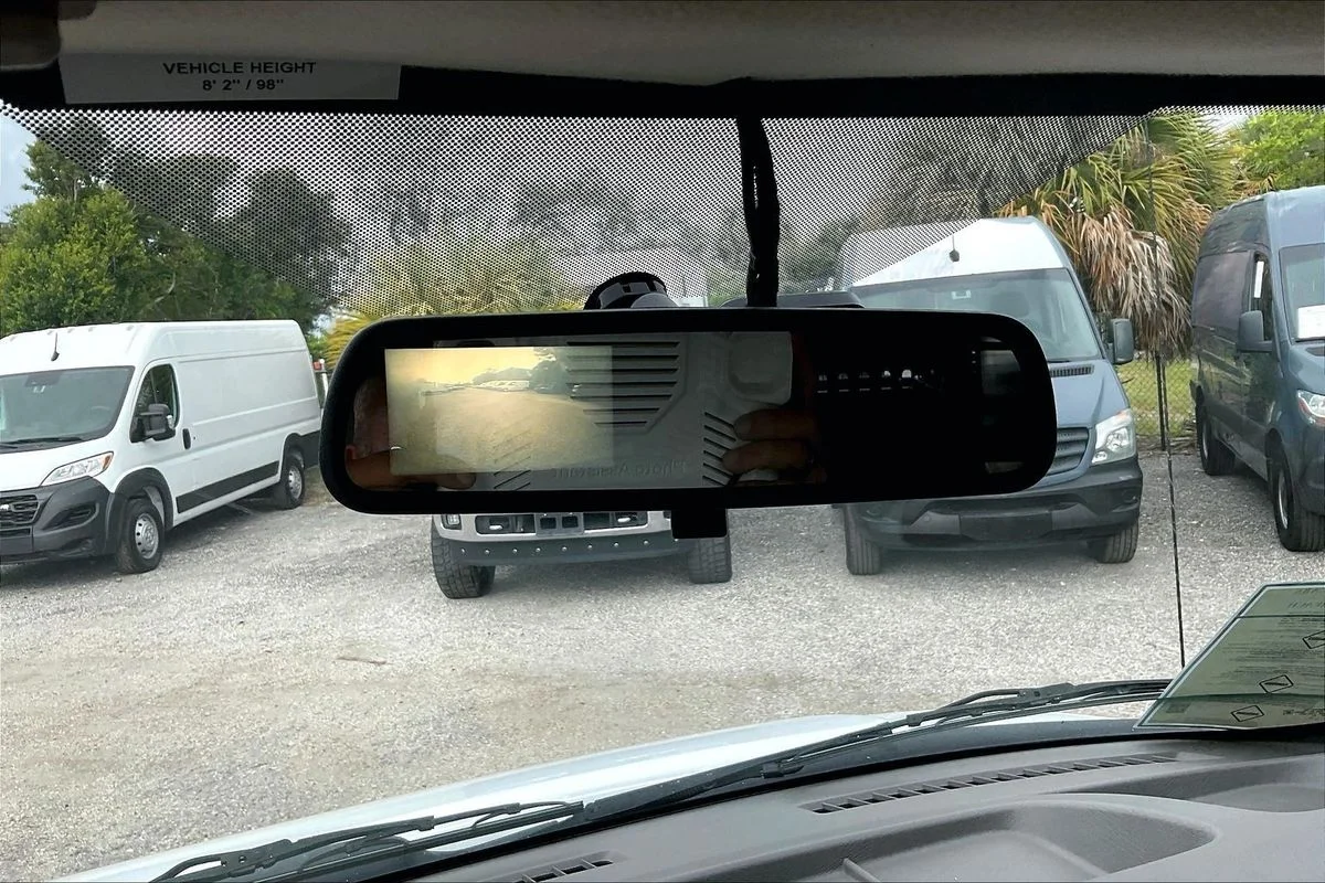 Used 2018  Chevrolet Work Van image 12