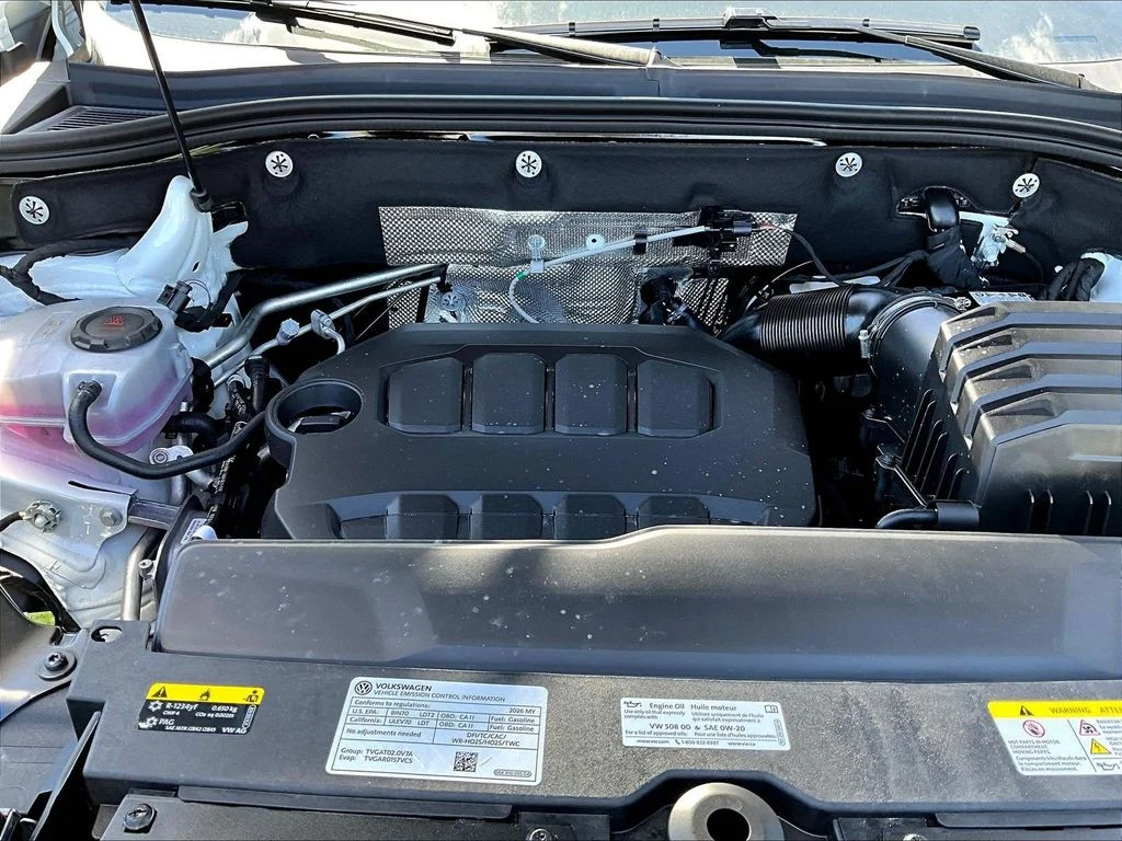 New 2026 White/off-white Volkswagen 2.0T SE w/Technology image 15