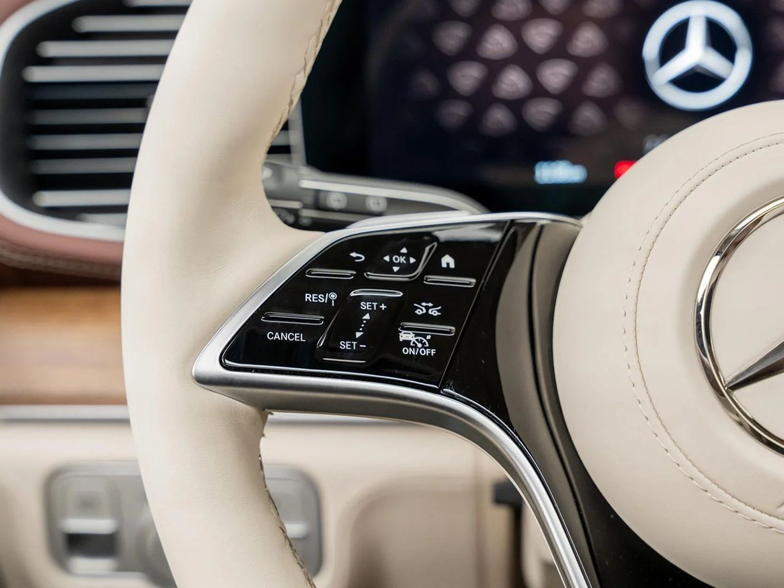 Used 2026 Black Mercedes-Benz Maybach GLS 600 image 69