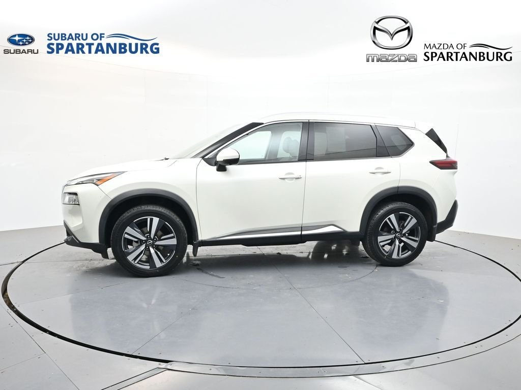 Used 2023 White Nissan SL image 4