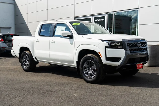 2026 Nissan Frontier Crew Cab SV