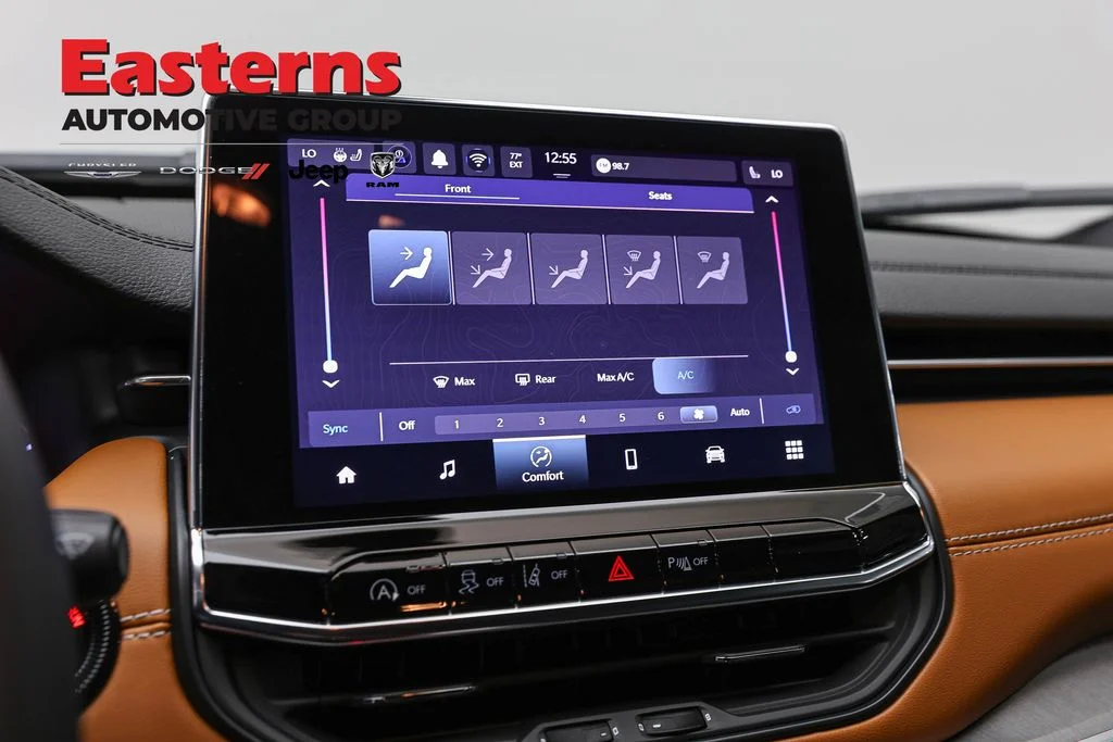 Certified Used 2025 White Jeep Limited image 19
