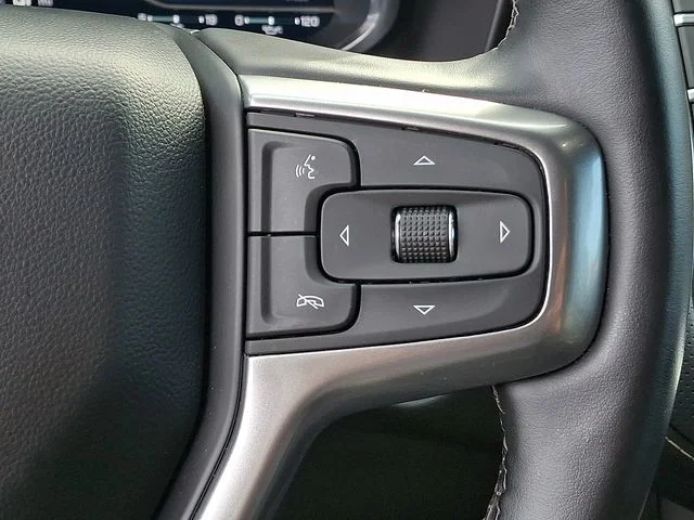 Used 2024 Beige Chevrolet Premier image 23