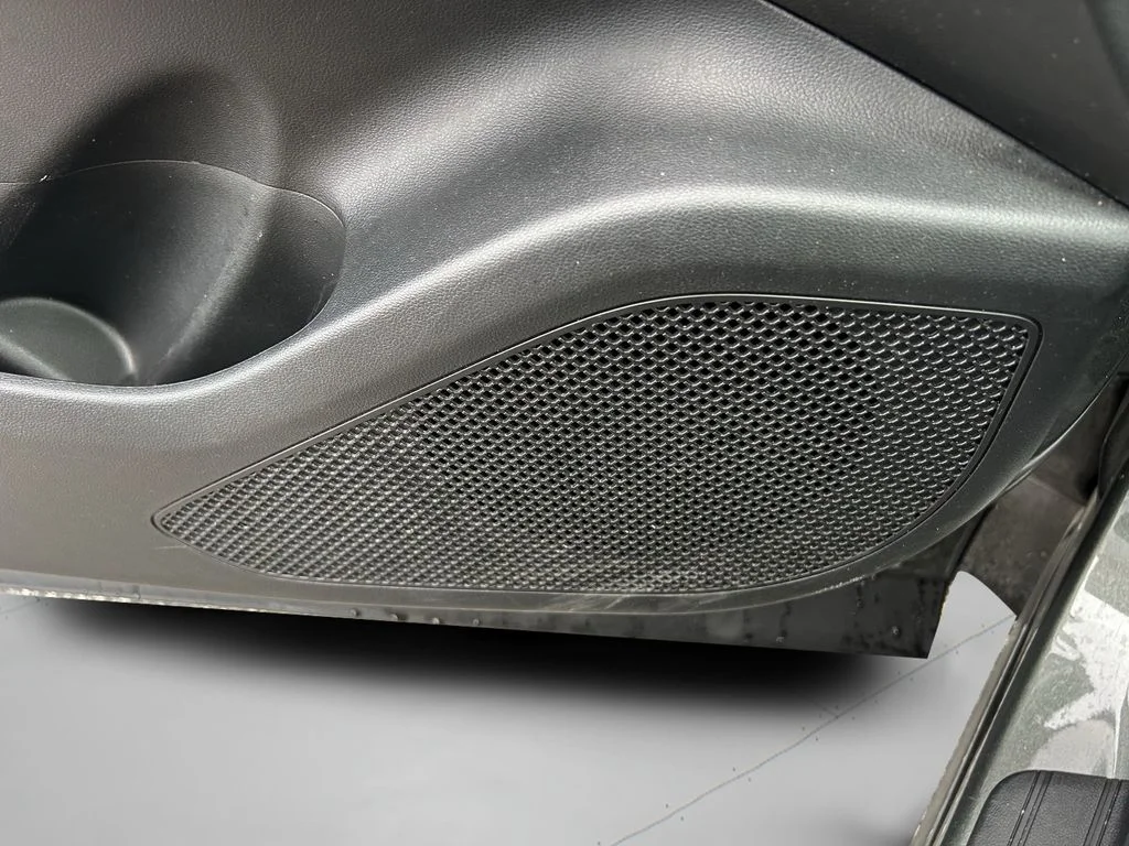 Used 2023 Gray Hyundai SEL image 24