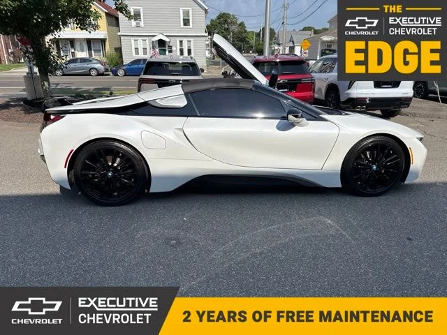 Used 2019 White BMW Base image 1