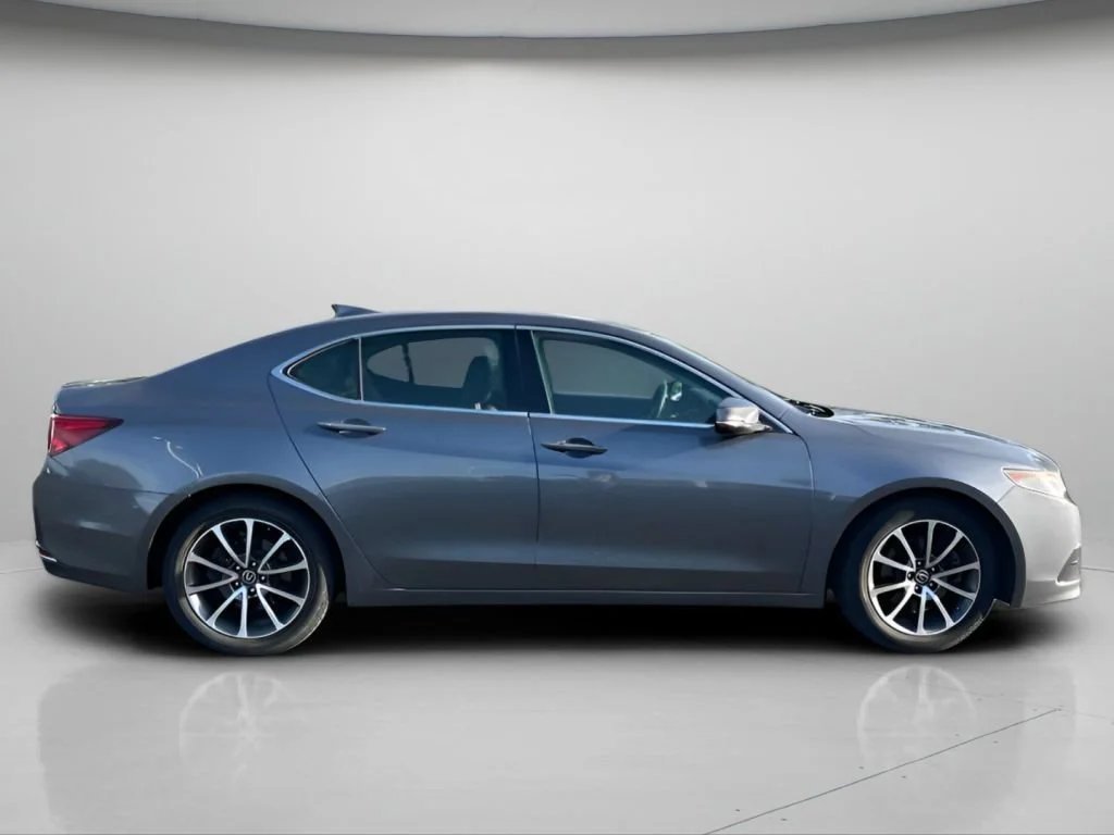 Used 2017 Modern Steel Metallic Acura 3.5L V6 image 4