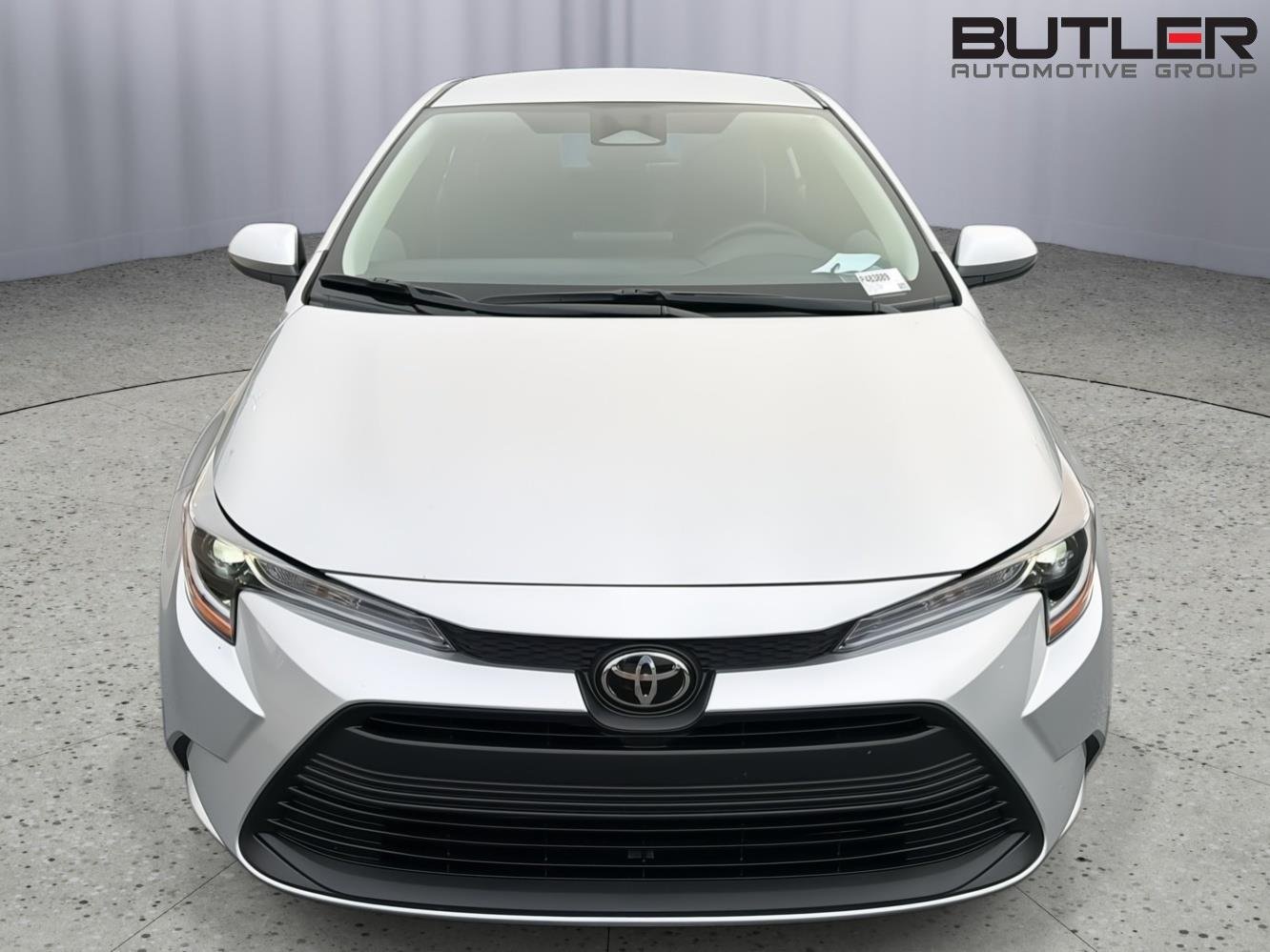 New 2026 Classic Silver Metallic Toyota LE image 9