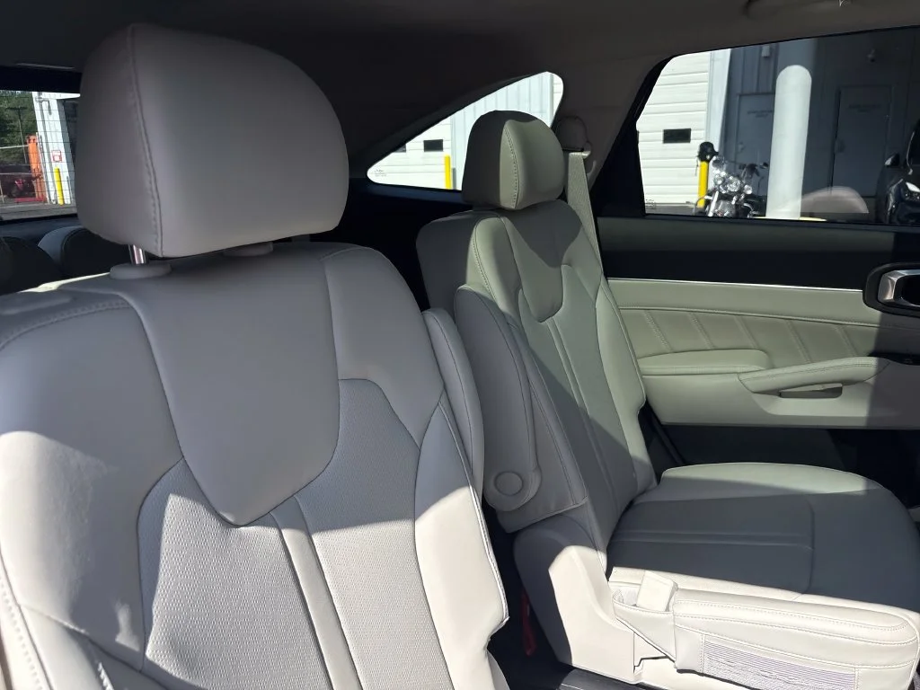Certified Used 2023 White Kia SX image 35