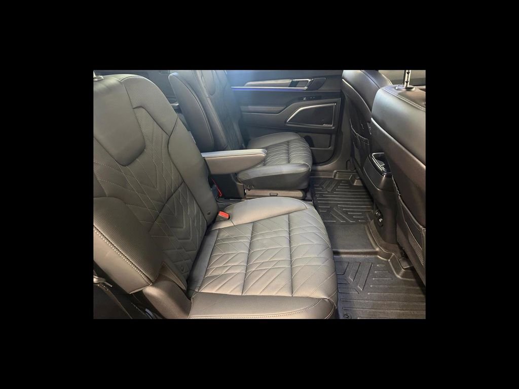 Used 2025 Black Kia SX-Prestige X-Line image 19