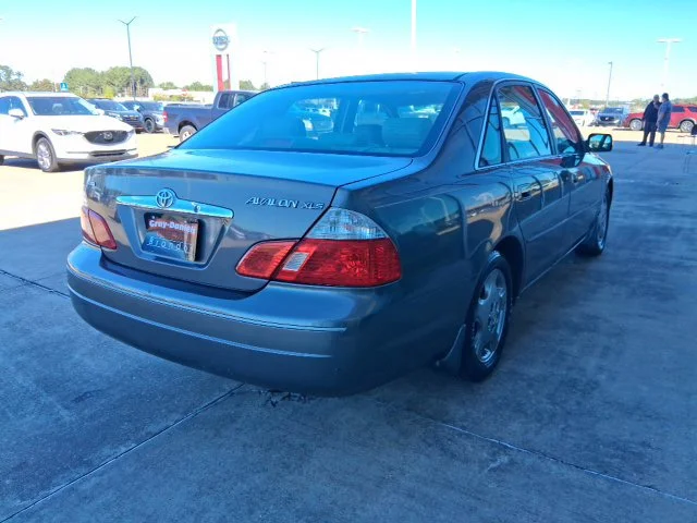 Used 2003  Toyota XLS image 8