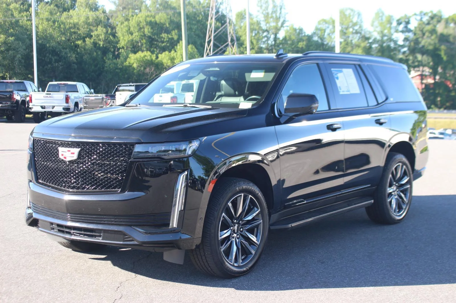 Used 2021 BLACK RAVEN Cadillac Sport image 3