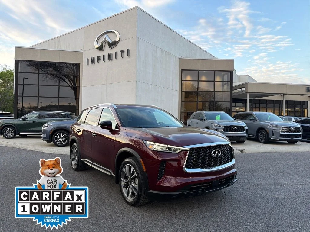 2023 INFINITI QX60 LUXE's photo