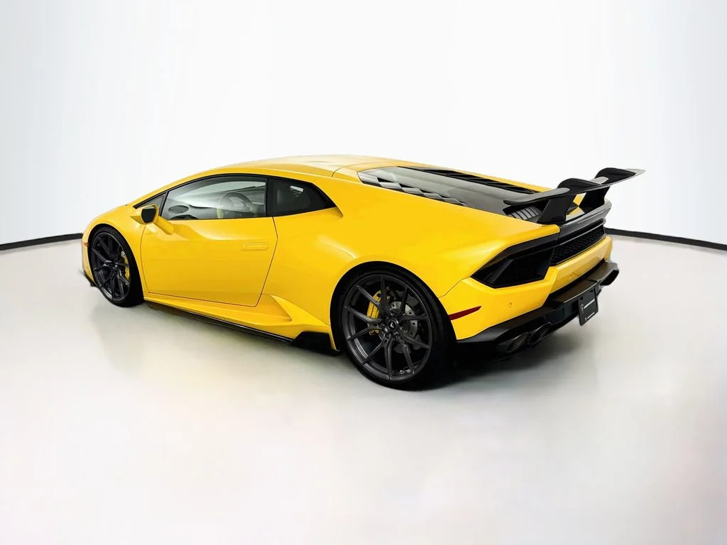 Used 2017 Yellow Lamborghini LP580-2 image 7