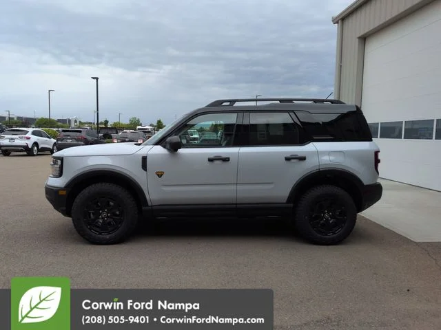 New 2026 White Metallic Ford Badlands image 6