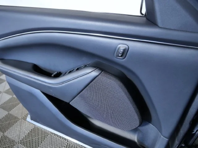 Certified Used 2023 Gray Ford Select image 26