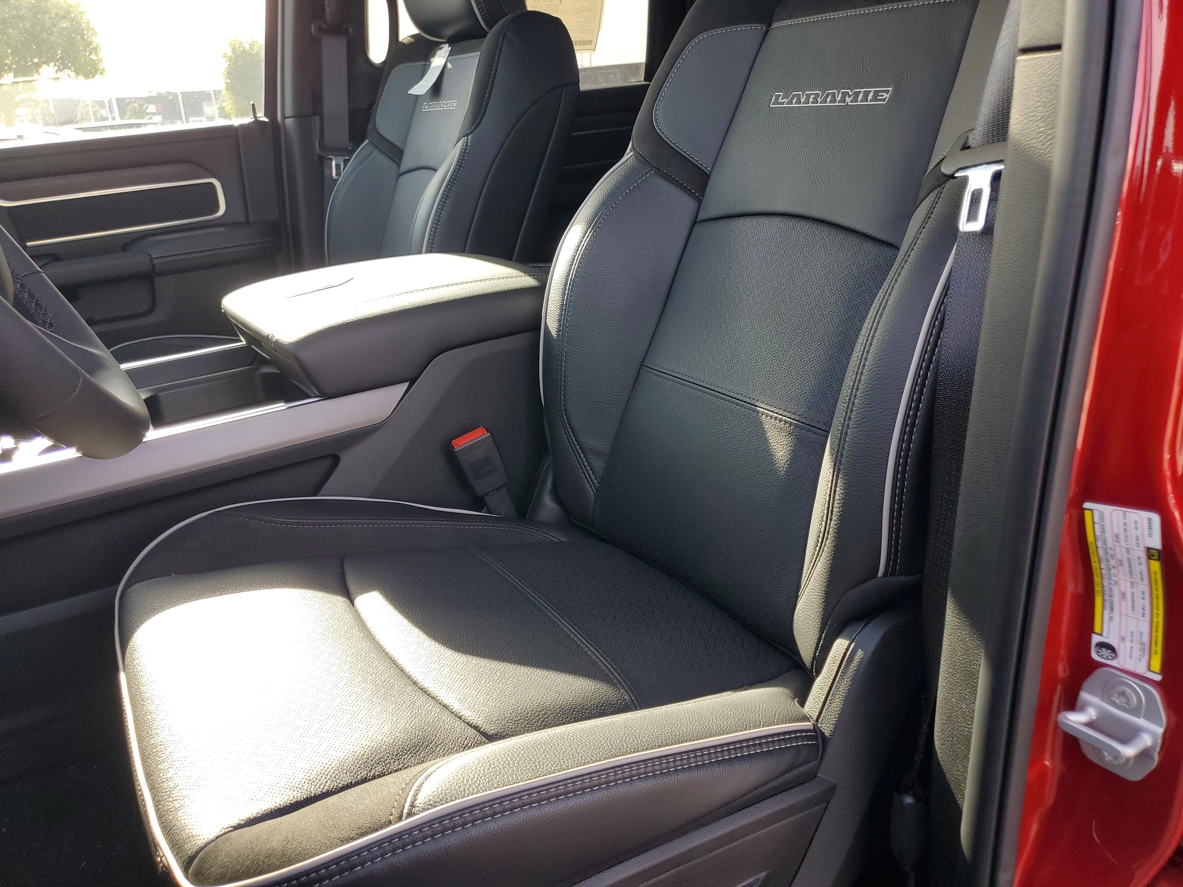 New 2026 Molten Red Pearl-Coat Exterior Paint RAM Laramie image 14
