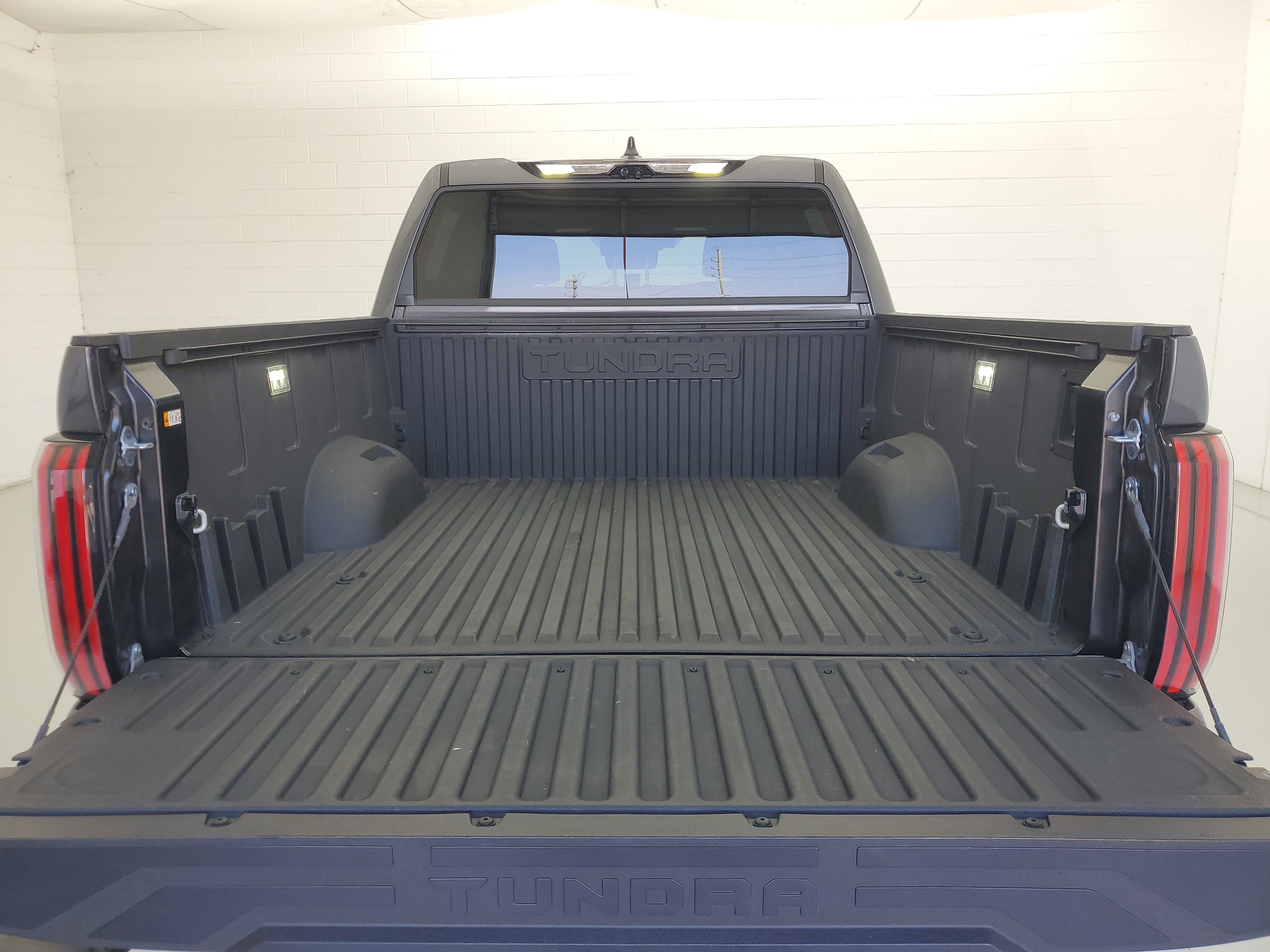 Used 2025 Magnetic Gray Metallic Toyota Platinum image 11
