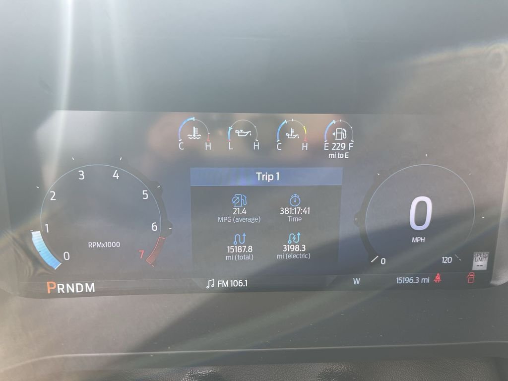 Used 2025 Black Ford Lariat image 15