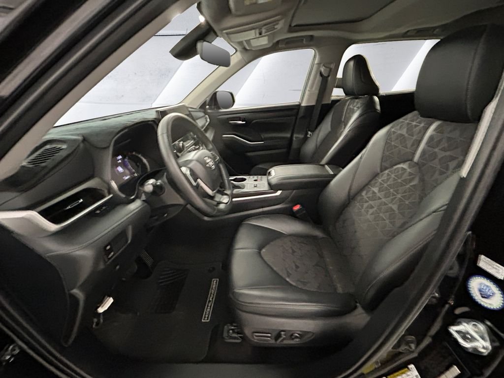 Used 2024 Black Toyota XLE image 7