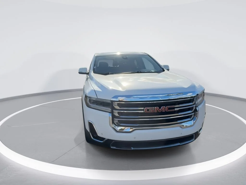 Used 2023 White GMC SLT image 3