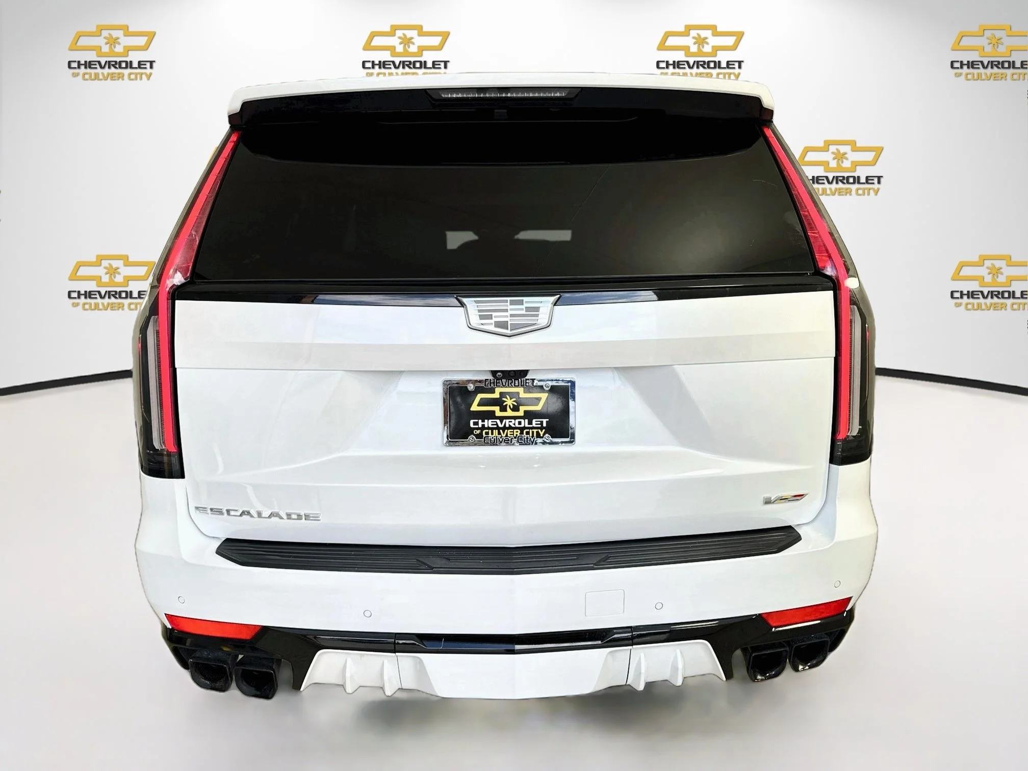 Used 2023 Crystal White Tricoat Cadillac Escalade ESV-V image 7
