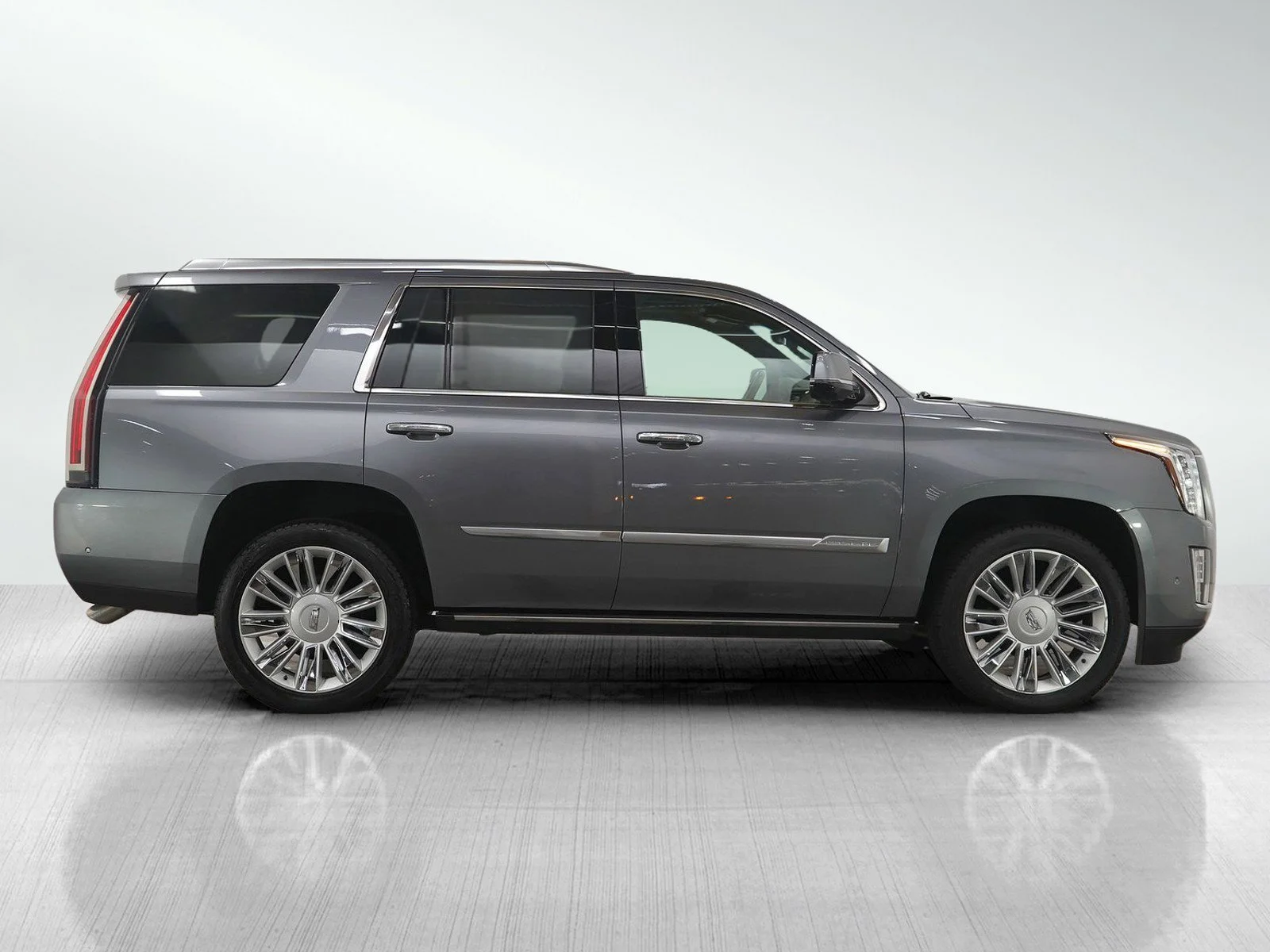 Used 2019 Satin Steel Metallic Cadillac Platinum Edition image 6