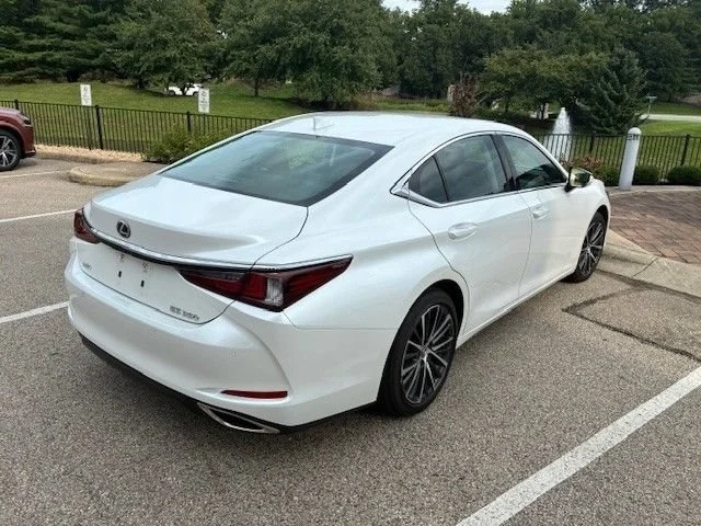 Certified Used 2023 Eminent White Pearl Lexus 350 image 4