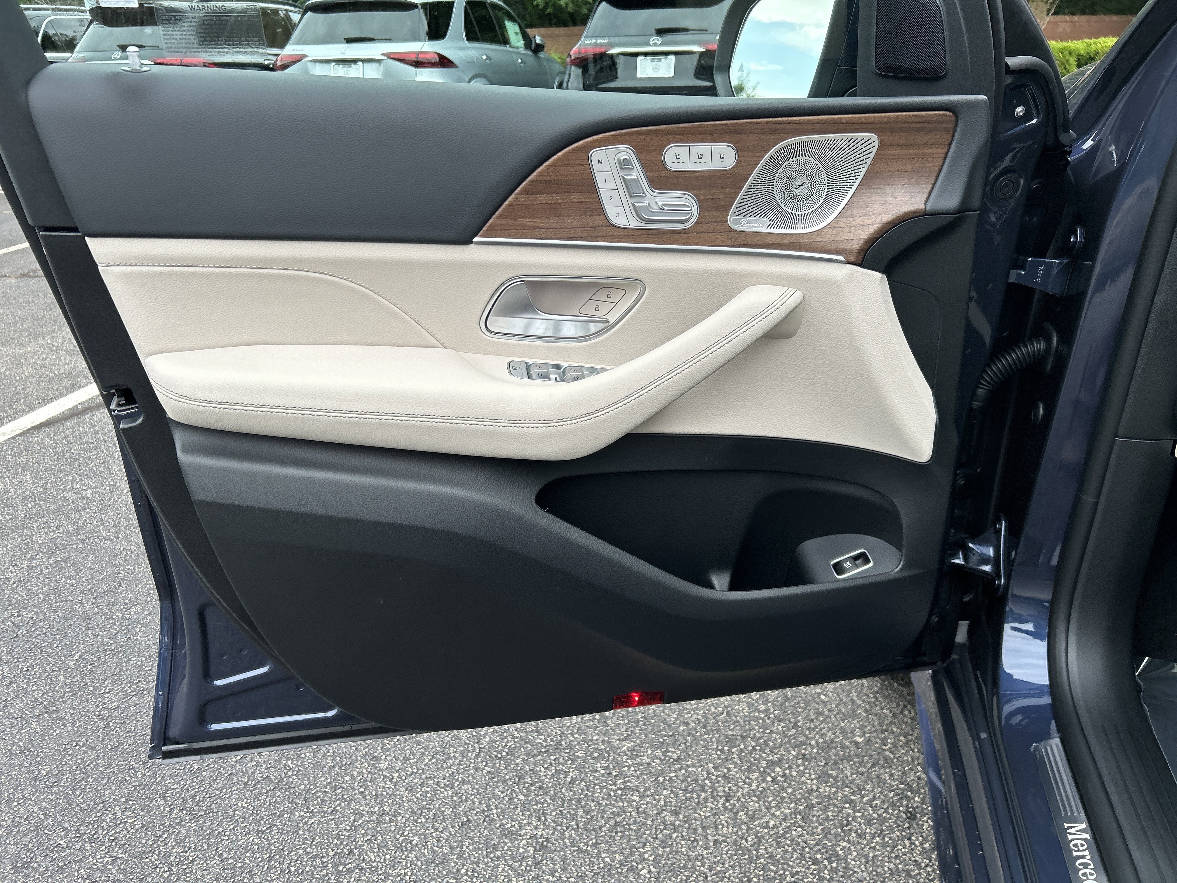 New 2026 Twilight Blue Metallic Mercedes-Benz GLE 350 SUV image 15