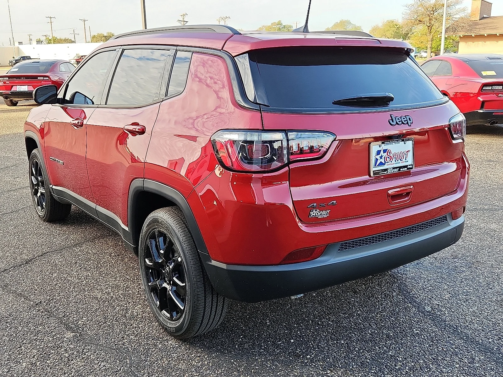 New 2026 PR6 Red Hot Pea Jeep LATITUDE 4X4 image 3