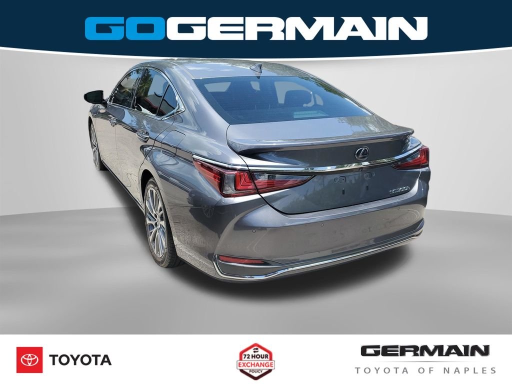 Used 2020 Gray Lexus 300h image 12
