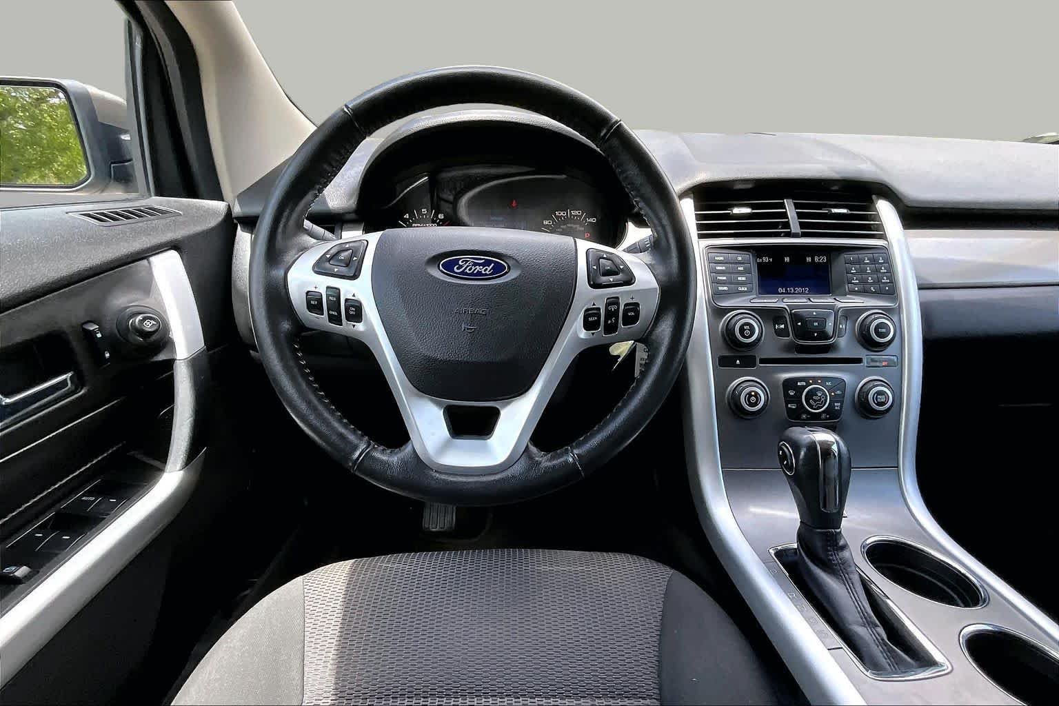 Used 2013 Mineral Grey Metallic Ford SEL image 6