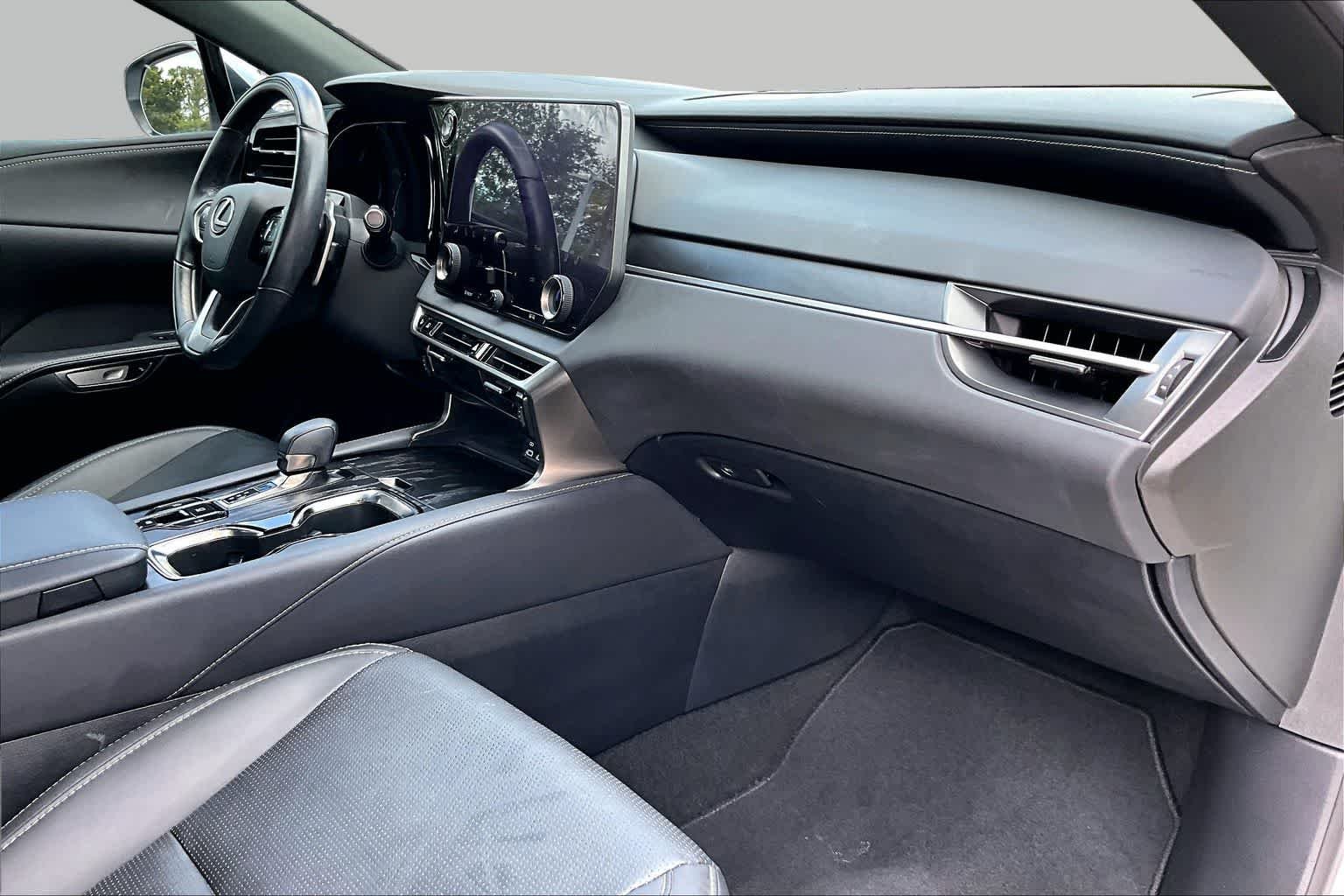 Used 2024 Eminent White Pearl Lexus Premium Plus image 19