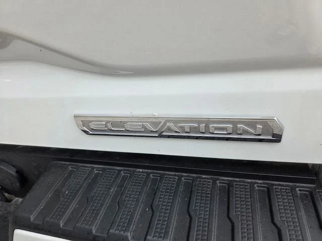 New 2026 Summit White GMC Elevation image 12