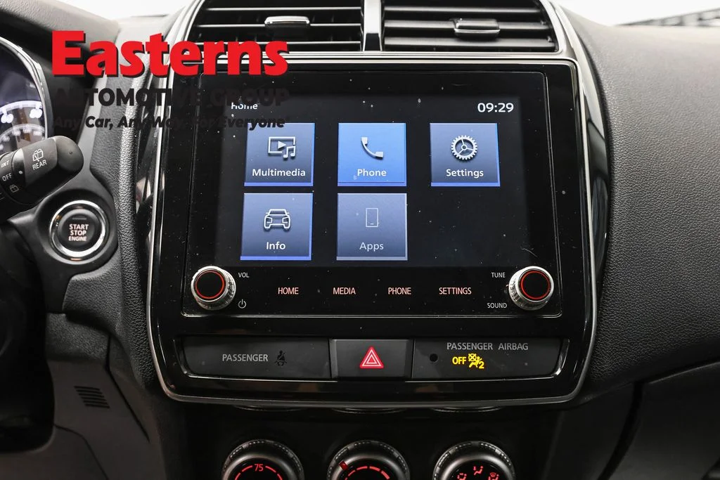 Used 2025 Red Mitsubishi 2.0 SE image 19