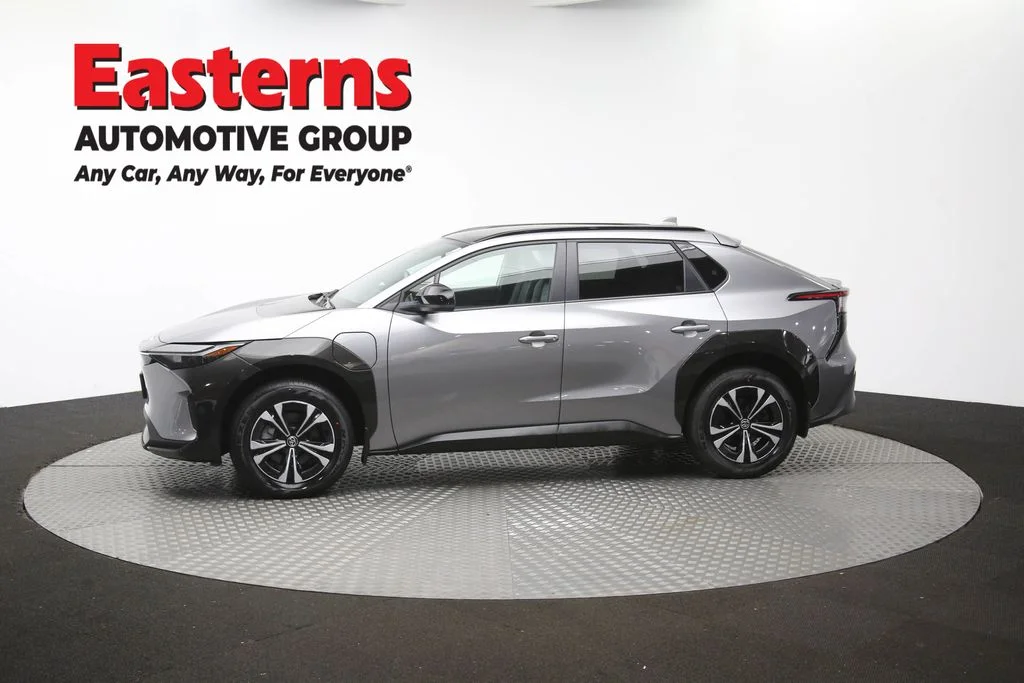 Used 2025 Gray Toyota XLE image 59